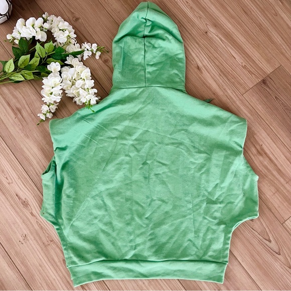 NEW Green Padded Hoodie Vest - Picture 8 of 10